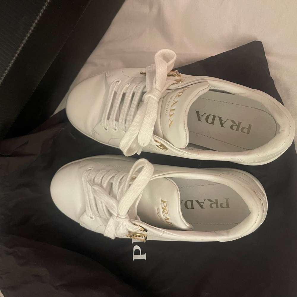 Designer sneakers - Picture 5 of 6